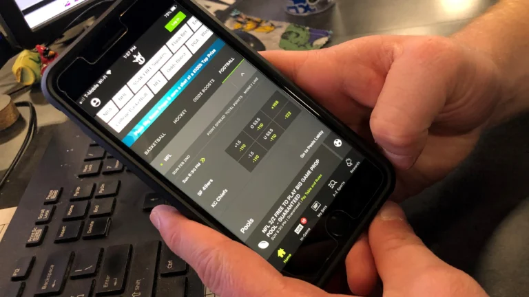 saracen casino app